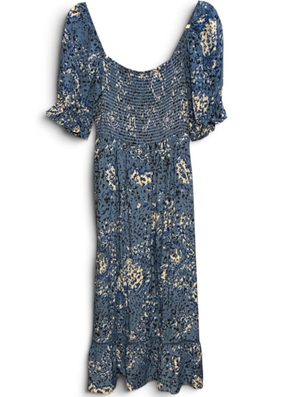 Velvet Heart Medium Blue Floral Smocked Maxi Dress